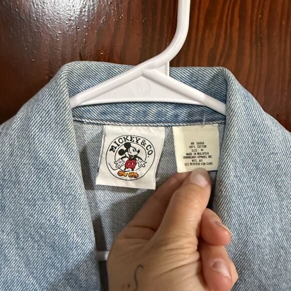 Vintage 1990s Mickey & Co Light Blue Jean Jacket with Embroidered Detail - Picture 9 of 10